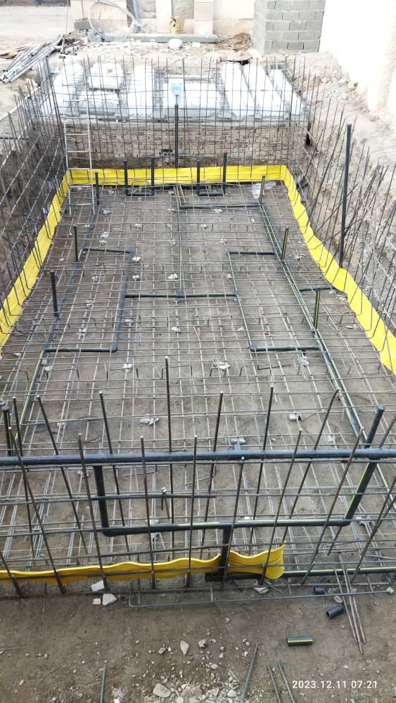 عایق کاری استخر